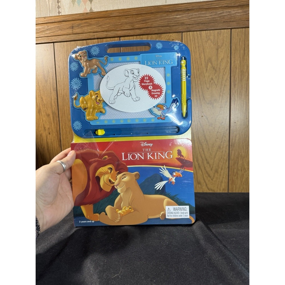 Lion King  Magnetic Drawing‎ Pad and  Book Combo New